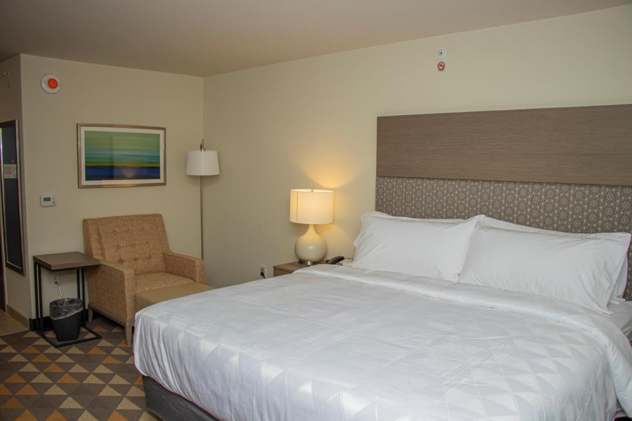 Holiday Inn - Kansas City - Northeast By Ihg מראה חיצוני תמונה